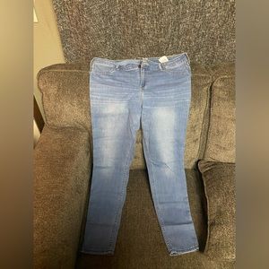 Hollister Jean Legging